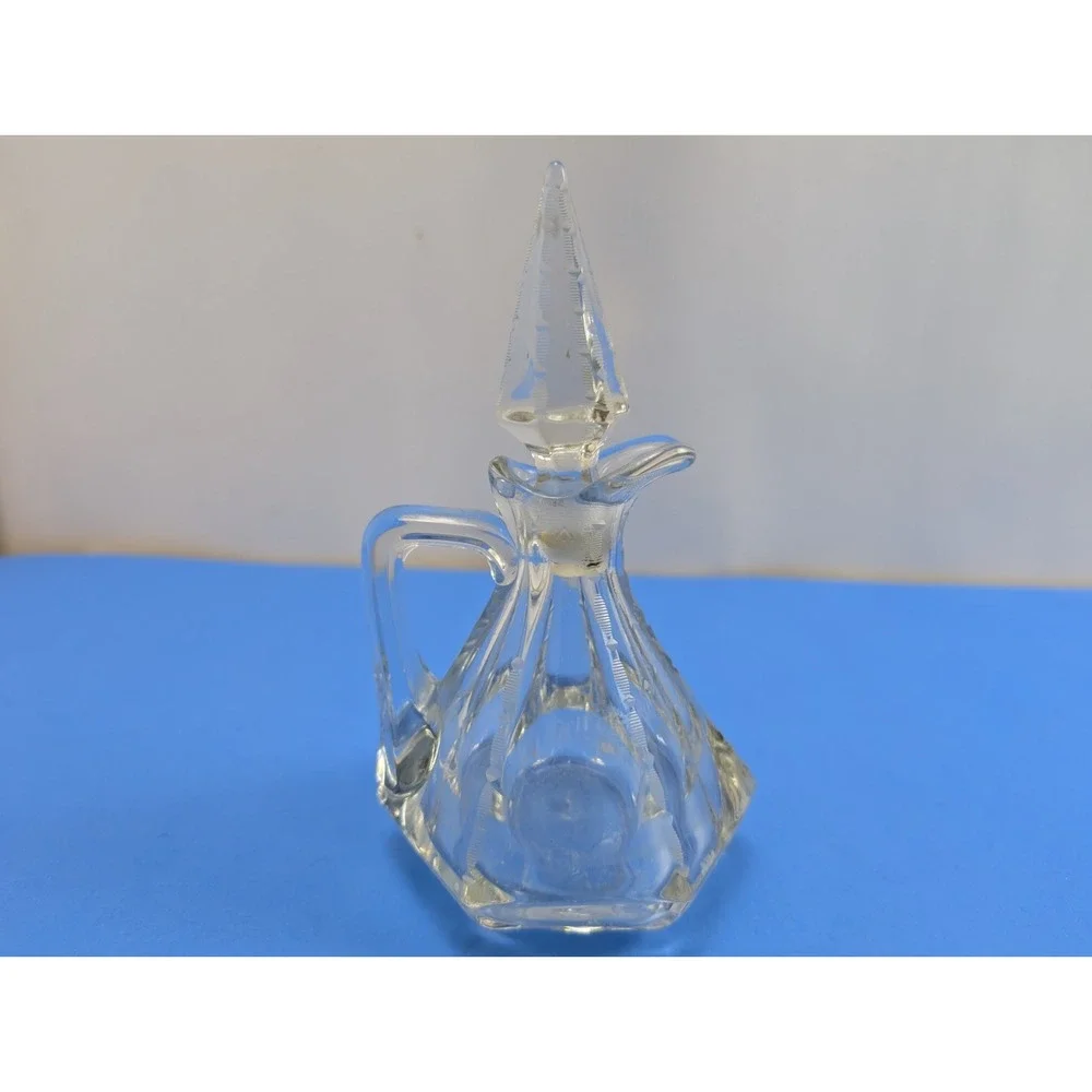 Vintage Etched Glass Vinegar Oil Cruet with Stopper 7 inch Clear Cut Glass